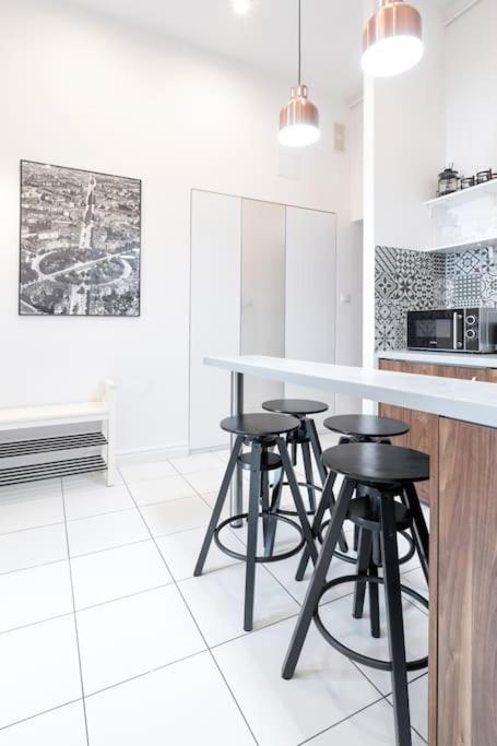Wyjatkowy Apartament Na Rynku Wrocław Eksteriør billede