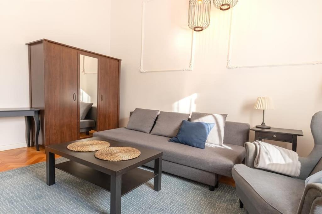 Wyjatkowy Apartament Na Rynku Wrocław Eksteriør billede